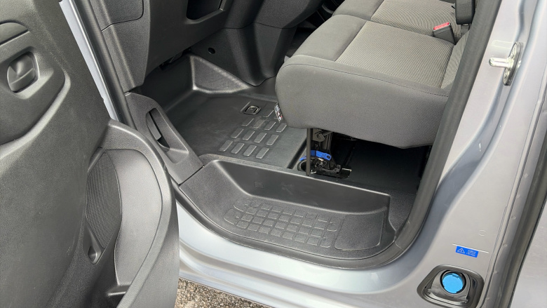 Vauxhall Vivaro L1 Diesel 1.5 Turbo D 120 Pro H1 Van